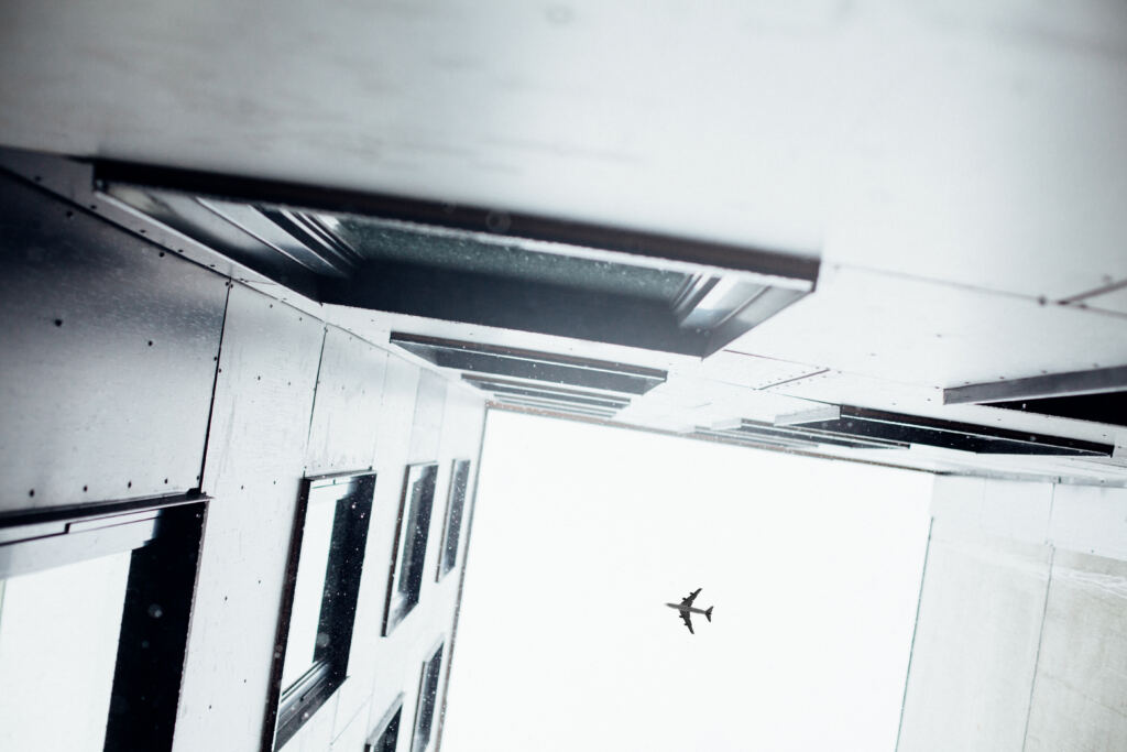 Espulsione e respingimentoAereo - Unsplash.com