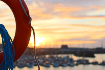 tramonto con salvagente