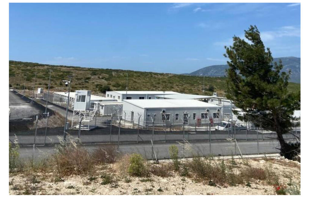 Veduta esterna del CCAC di Samos, Giugno 2022