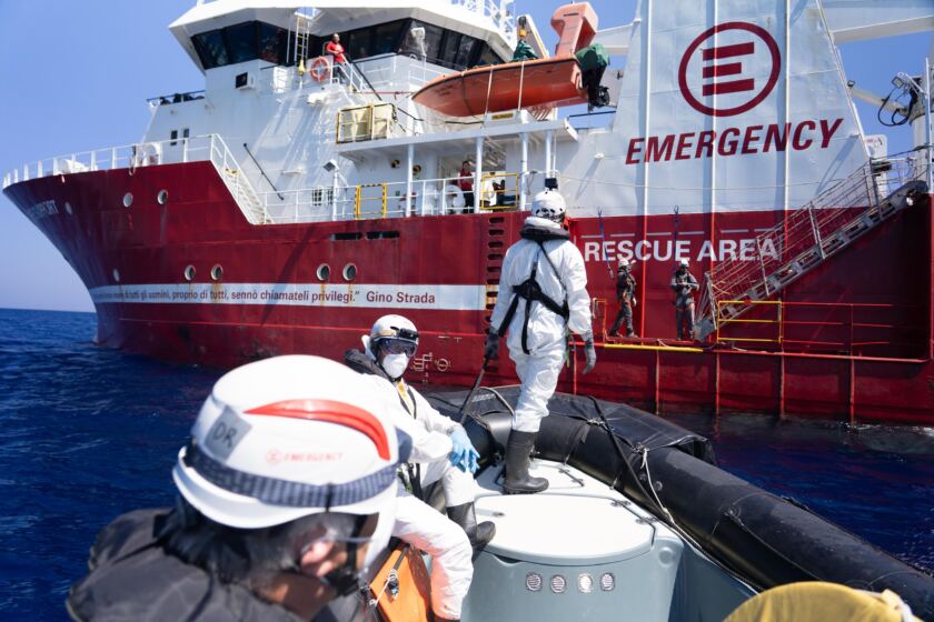 la nave di salvataggio di Emergency